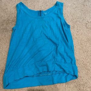 blue tank top, 3 finger wide strap